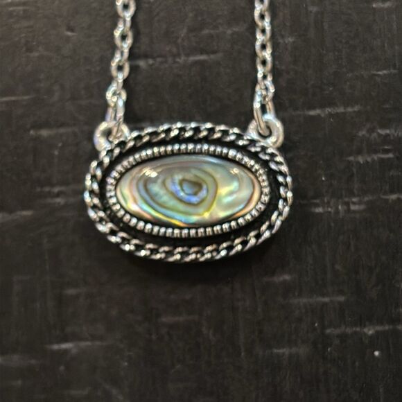 Sarah Abalone Silver Dainty Necklace​​ - Picture 2 of 5